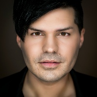 Denny Fabian Pressefoto 2019 -2.jpg